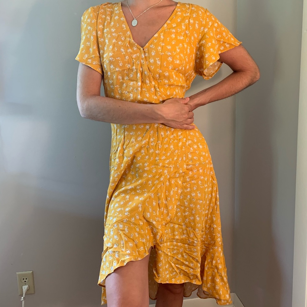 Yellow dress